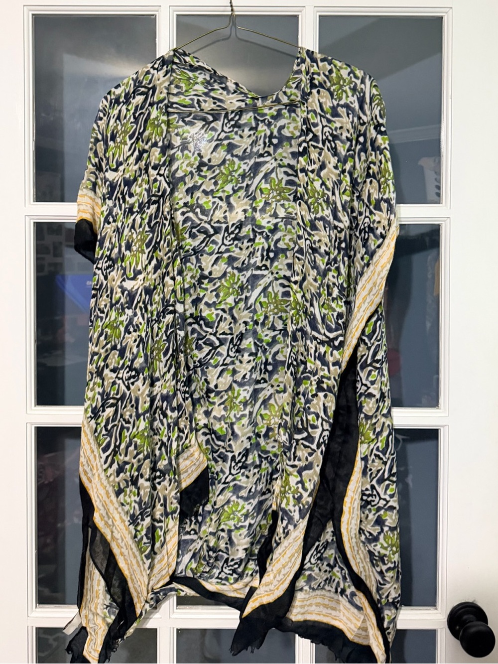 Lightweight Abstract Print Kimono Top - Green/Black